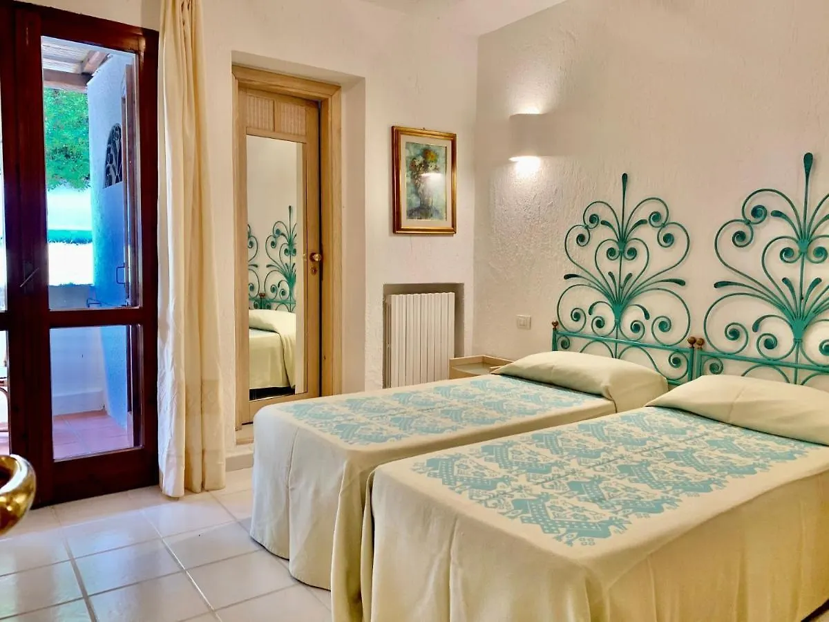 Hotel Punta Est Baja Sardinia