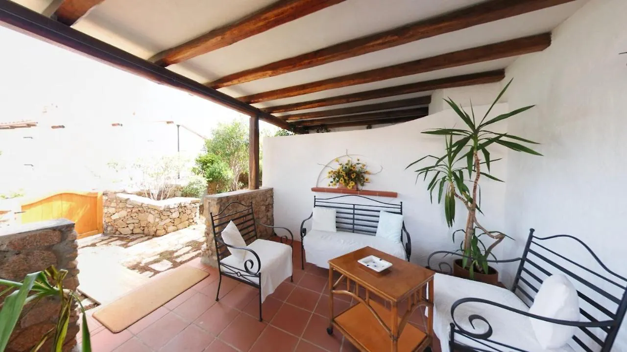 Hotel Punta Est Baja Sardinia