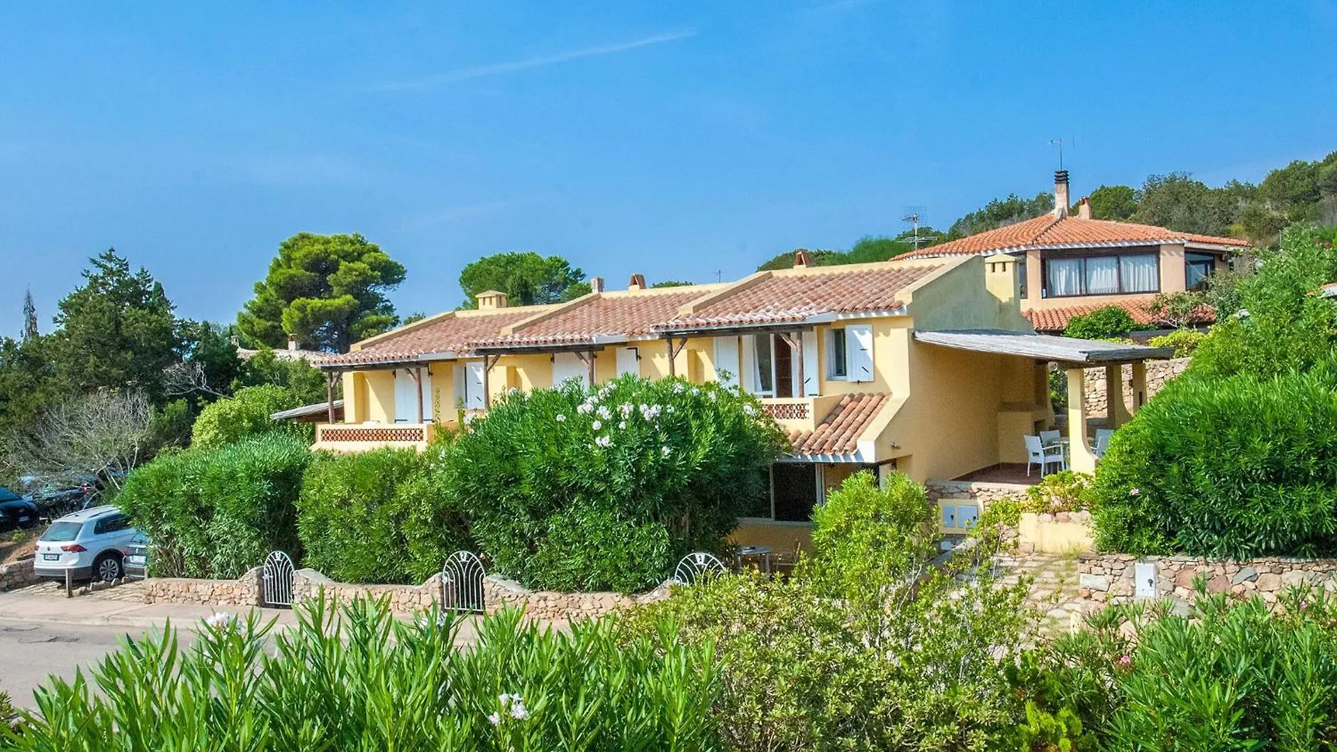 Hotel Punta Est Baja Sardinia