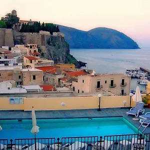 Meligunis Hotel